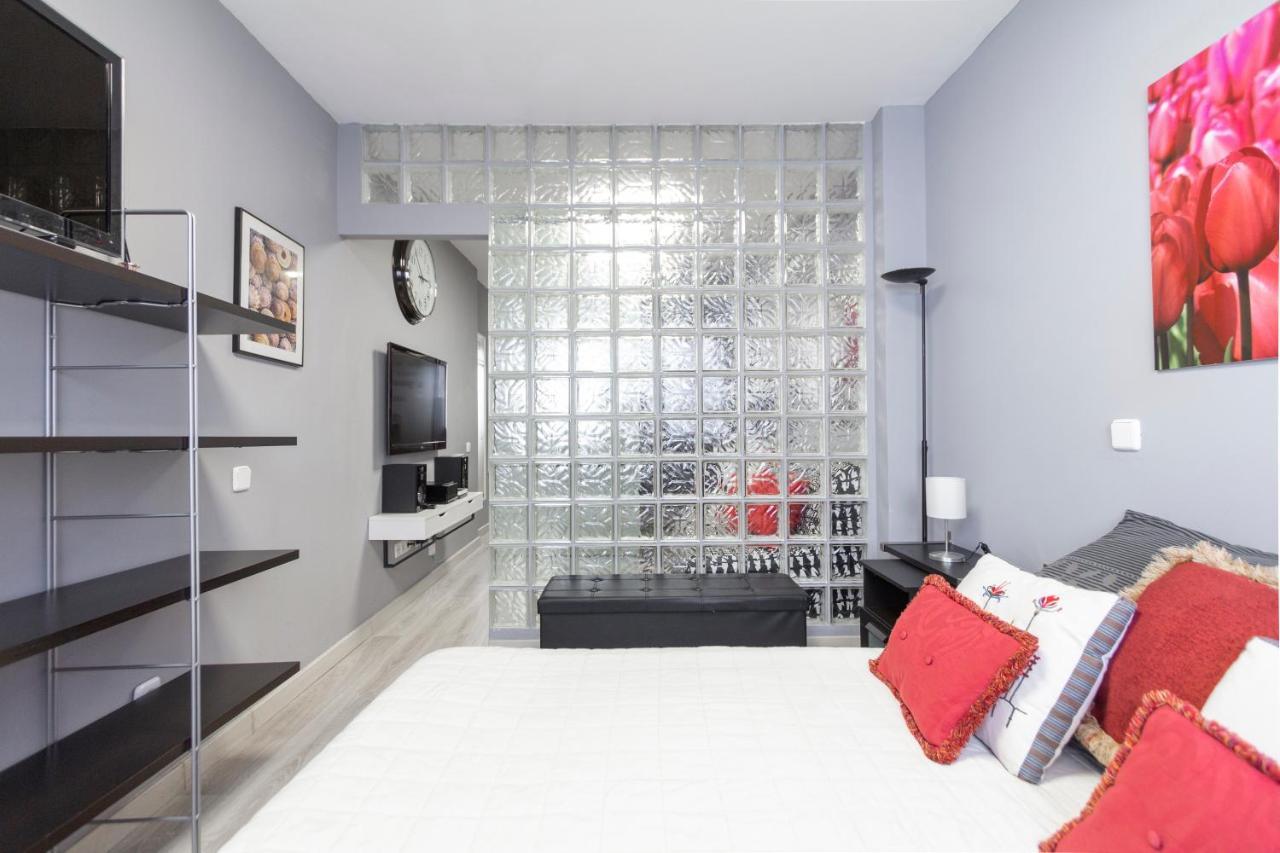 Chueca Apartment มาดริด ภายนอก รูปภาพ